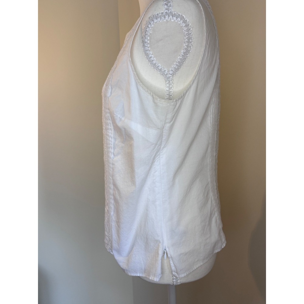 Talbots Petites Cottagecore White Eyelet Embroidered Sleeveless Cotton Top 8P - Picture 3 of 7
